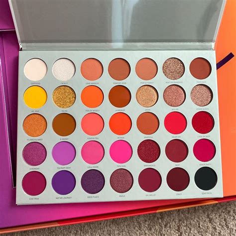 jaclyn hill makeup palette.